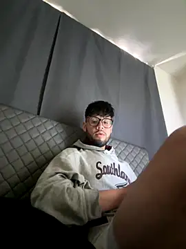 Snapshot of stalinhernandez chatting on October 2025 03:24:02 PM stalinhernandez online show from October 2025 03:24:02 PM