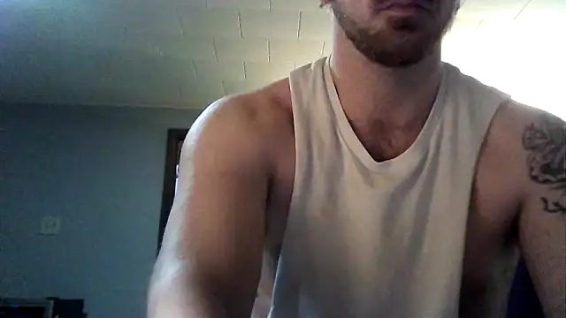 WyattL96 online show from August 2026 04:11:01 AM