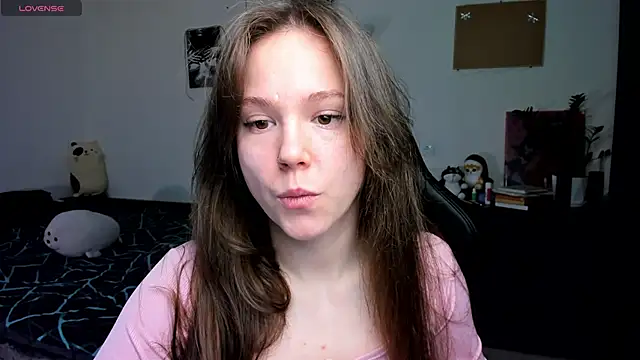 cute little ass online show from February 2026 03:03:02 AM