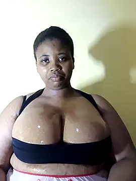 Snapshot of Prettyboobiesx chatting on October 2025 07:34:01 PM Prettyboobiesx online show from October 2025 07:34:01 PM