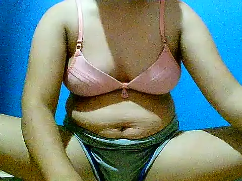 Snapshot of hotmom_pinay chatting on November 2025 08:45:01 AM hotmom pinay online show from November 2025 08:45:01 AM