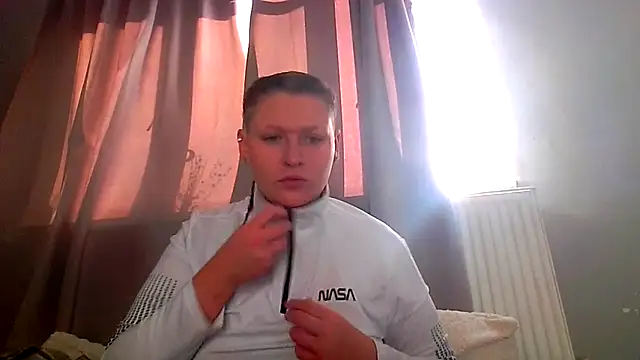 RUBY-ROSE-SWINGS online show from October 2025 09:46:02 AM