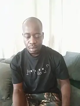 Snapshot of WaiterZim chatting on July 2026 07:09:02 AM WaiterZim online show from July 2026 07:09:02 AM