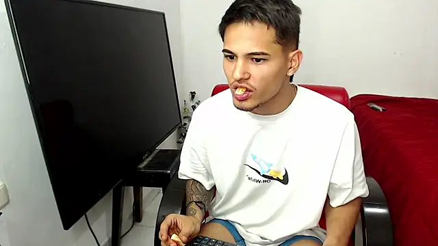 Alex mojica online show from February 2026 06:40:02 AM