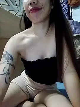 Snapshot of Deliciousgirl14 chatting on December 2025 01:59:02 PM Deliciousgirl14 online show from December 2025 01:59:02 PM