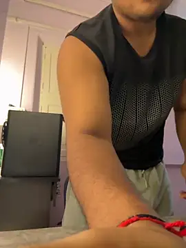 Kira 1413 online show from October 2025 08:15:02 PM