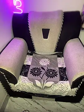 Delisha143 online show from April 2026 05:10:01 AM