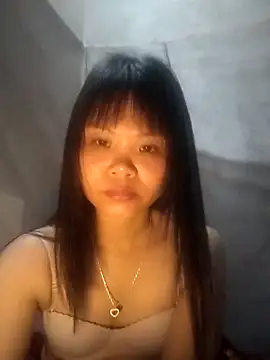 LinhNa999 online show from December 2025 11:39:02 AM