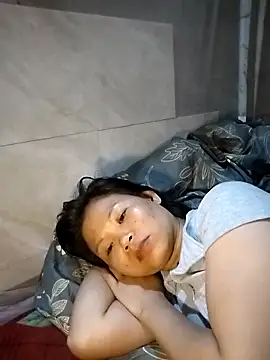 LinhNa999 online show from April 2026 05:05:01 AM