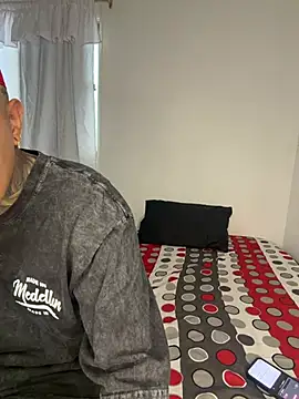 Snapshot of golden_girl_house chatting on February 2026 09:24:02 PM golden girl house online show from February 2026 09:24:02 PM