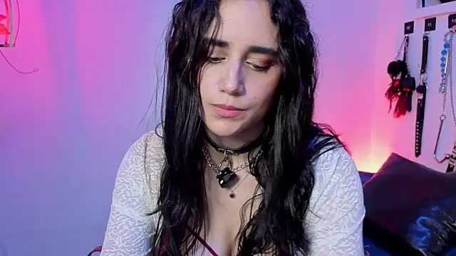 elowen halley1 online show from March 2026 09:43:01 PM