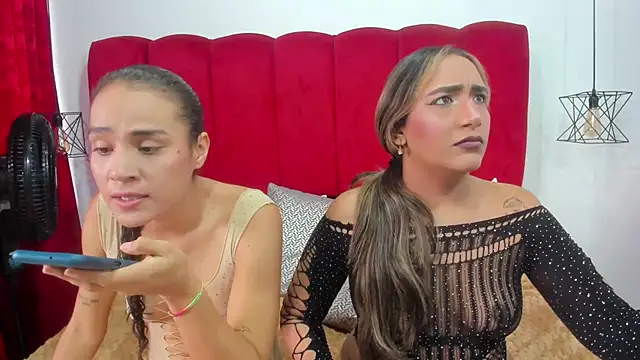 Snapshot of IsabelaANDalahia chatting on October 2025 02:23:02 PM IsabelaANDalahia online show from October 2025 02:23:02 PM