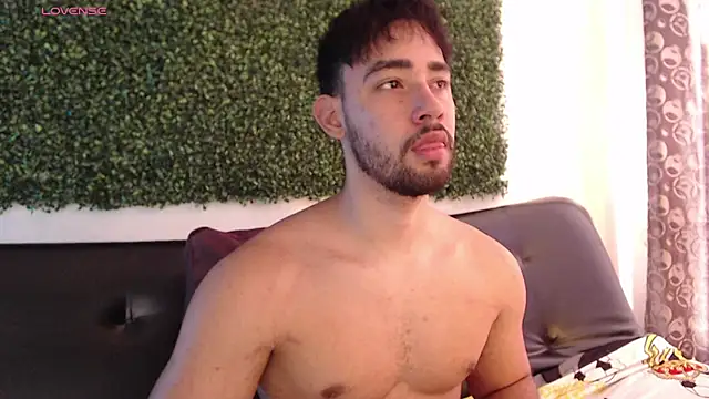 Snapshot of sam_ford_2 chatting on October 2025 07:20:01 PM sam ford 2 online show from October 2025 07:20:01 PM