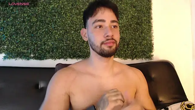 Snapshot of sam_ford_2 chatting on November 2025 12:09:01 AM sam ford 2 online show from November 2025 12:09:01 AM