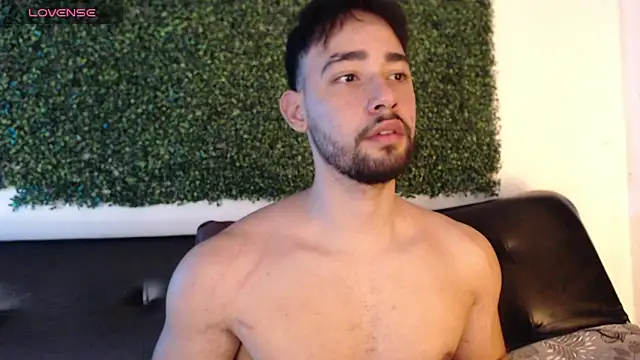 Snapshot of sam_ford_2 chatting on November 2025 12:02:01 AM sam ford 2 online show from November 2025 12:02:01 AM