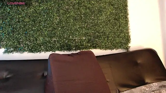 Snapshot of sam_ford_2 chatting on December 2025 11:46:02 PM sam ford 2 online show from December 2025 11:46:02 PM