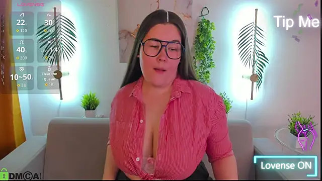 Tara Torres online show from November 2025 07:41:01 AM