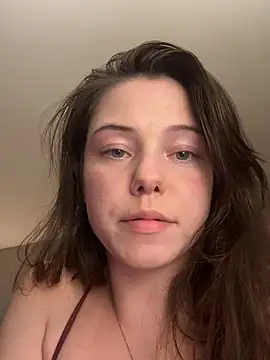 lilbbyily online show from April 2026 02:15:02 AM