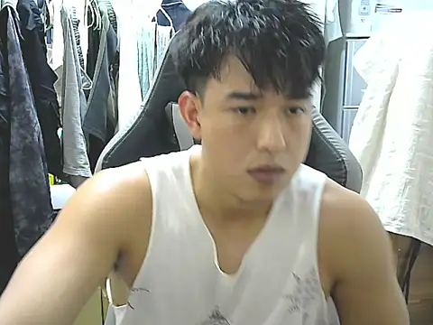 hunterXhan online show from October 2025 02:42:02 PM