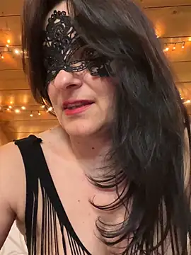 kyliebri online show from November 2025 09:58:01 PM