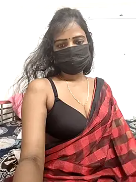 Snapshot of Misss-julli chatting on September 2025 05:40:02 AM Misss-julli online show from September 2025 05:40:02 AM