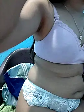 Snapshot of Vaani_Actress chatting on December 2025 03:07:01 PM Vaani Actress online show from December 2025 03:07:01 PM