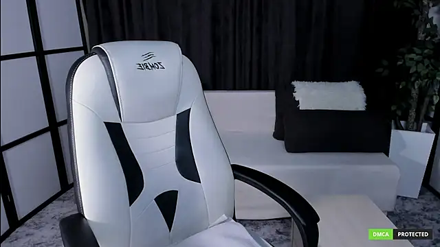 LikaFoxie online show from December 2025 03:25:01 AM