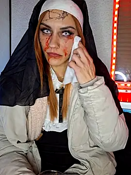 Snapshot of SlimBellaa chatting on November 2025 01:51:02 AM SlimBellaa online show from November 2025 01:51:02 AM