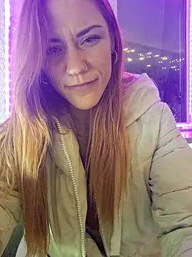 Snapshot of SlimBellaa chatting on November 2025 11:27:02 PM SlimBellaa online show from November 2025 11:27:02 PM