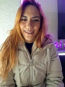 SlimBellaa online show from November 2025 09:17:01 PM