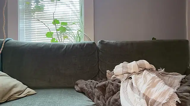 Snapshot of KandyHart chatting on November 2025 06:35:02 PM KandyHart online show from November 2025 06:35:02 PM