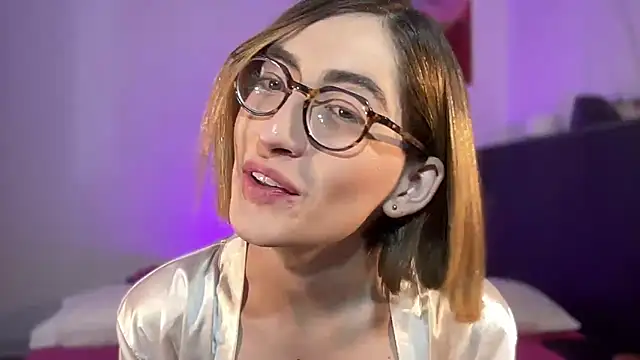 rousseblossom online show from October 2025 01:26:01 AM