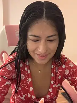 Snapshot of mrskarmaa chatting on November 2025 06:39:03 AM mrskarmaa online show from November 2025 06:39:03 AM