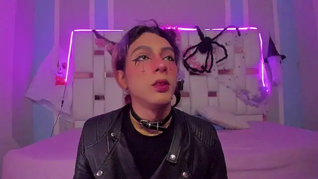 Snapshot of MilkWhore1 chatting on October 2025 08:21:02 PM MilkWhore1 online show from October 2025 08:21:02 PM