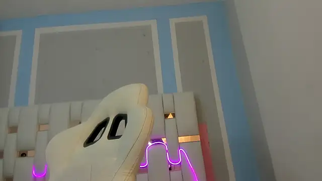 MilkWhore1 online show from February 2026 07:51:01 PM