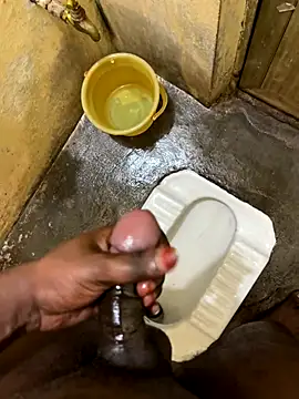 Snapshot of mrsaihotguy chatting on September 2025 12:43:01 AM mrsaihotguy online show from September 2025 12:43:01 AM