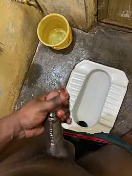 Snapshot of mrsaihotguy chatting on September 2025 01:18:01 AM mrsaihotguy online show from September 2025 01:18:01 AM