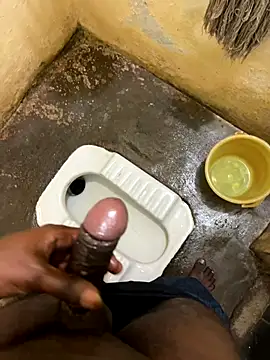 Snapshot of mrsaihotguy chatting on December 2025 07:41:02 PM mrsaihotguy online show from December 2025 07:41:02 PM