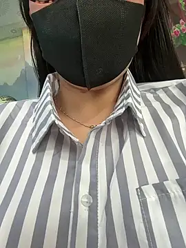 Bonnie-2k online show from November 2025 06:19:01 AM