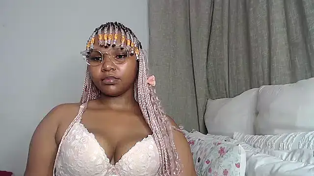 DarrkDeeva68 online show from November 2025 05:48:01 PM