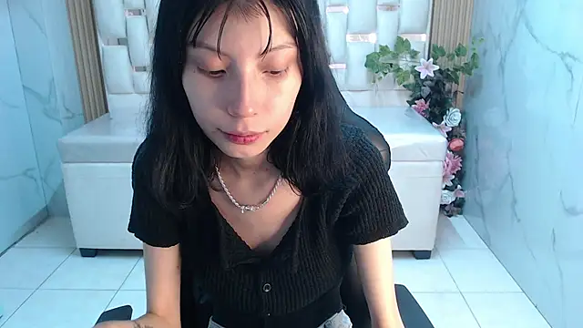 Snapshot of verana_s chatting on October 2025 03:17:02 AM verana s online show from October 2025 03:17:02 AM