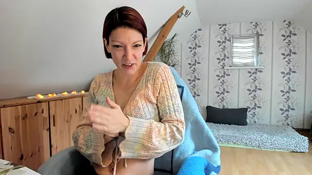 Axunamun online show from October 2025 07:28:01 AM