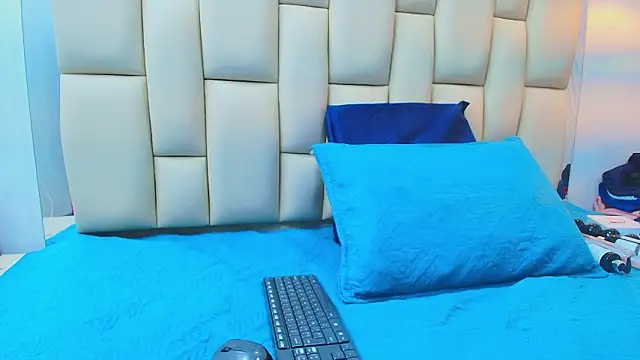 sweet amye online show from January 2026 07:28:02 PM