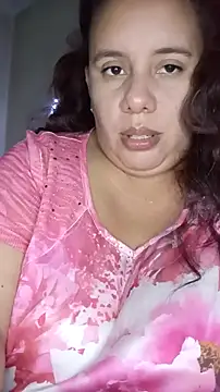 Snapshot of luzdanna chatting on October 2025 03:12:02 AM luzdanna online show from October 2025 03:12:02 AM