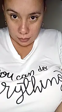 Snapshot of luzdanna chatting on November 2025 10:34:01 PM luzdanna online show from November 2025 10:34:01 PM