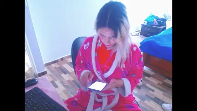 Snapshot of mystica_25 chatting on November 2025 03:06:02 PM mystica 25 online show from November 2025 03:06:02 PM