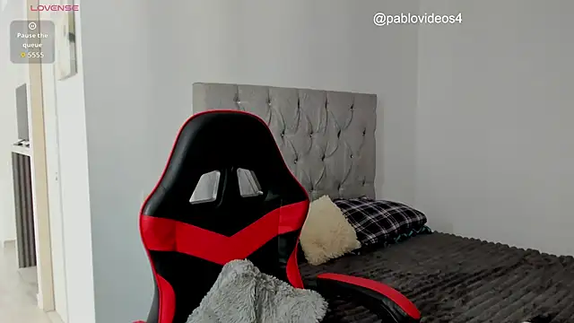 Snapshot of Nicolasmontoya16 chatting on October 2025 06:31:02 PM Nicolasmontoya16 online show from October 2025 06:31:02 PM