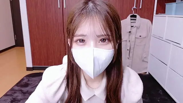 Snapshot of Ema_o0_chan chatting on October 2025 11:08:02 AM Ema o0 chan online show from October 2025 11:08:02 AM