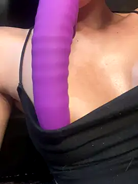 Snapshot of sunset24 chatting on October 2025 11:24:01 PM sunset24 online show from October 2025 11:24:01 PM