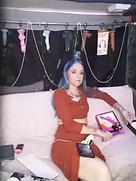 Purple2StayThnxx online show from July 2026 01:07:02 PM